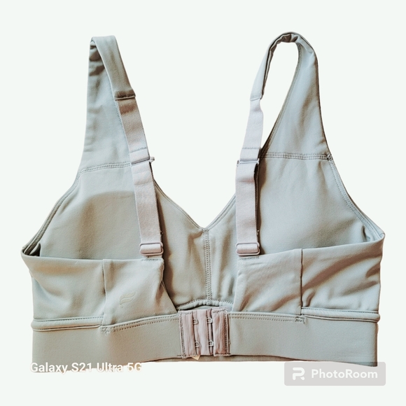 Fabletics Women's All Day Every Day Low Impact Sports Bra Gray Size XS - Picture 2 of 12